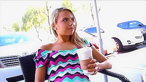 Upskirt XXX Videos (432)