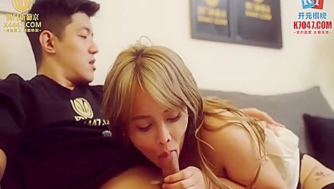 Sexy Bubble Butt Big Boobs Asian Girl Gets Fucked Deep At A Interview To Get The Job!